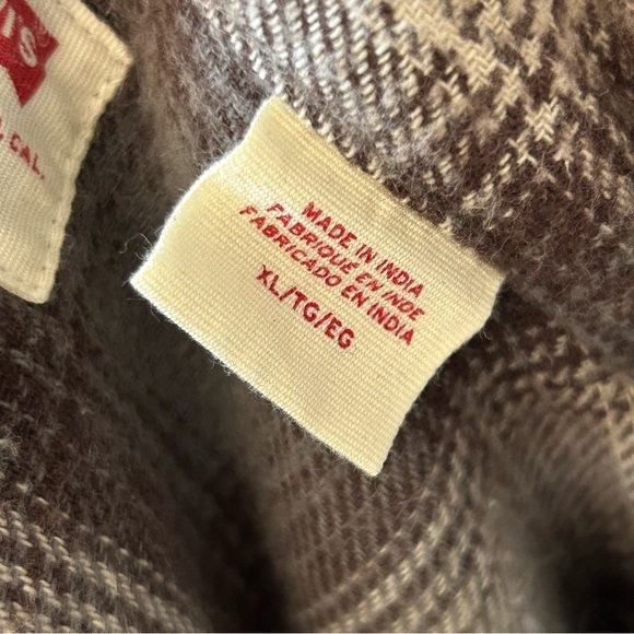 💕 Levi's Casual Button Down Shirt Brown and Cream XL - Picture 6 of 12